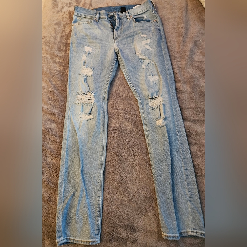 H&M Light Blue Distressed Skinny Jeans